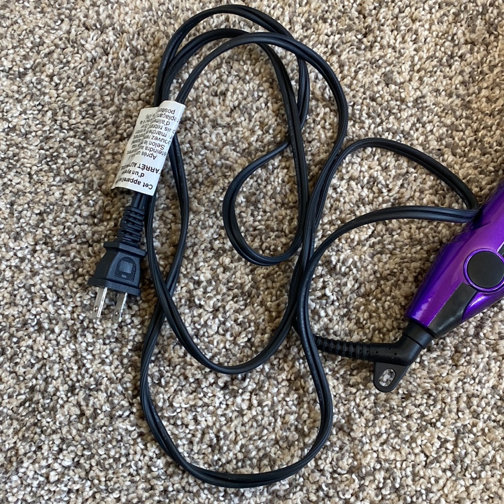 Bed Head A-Wave-We-Go Adjustable Ceramic Hair Waver - Picture 7 of 7